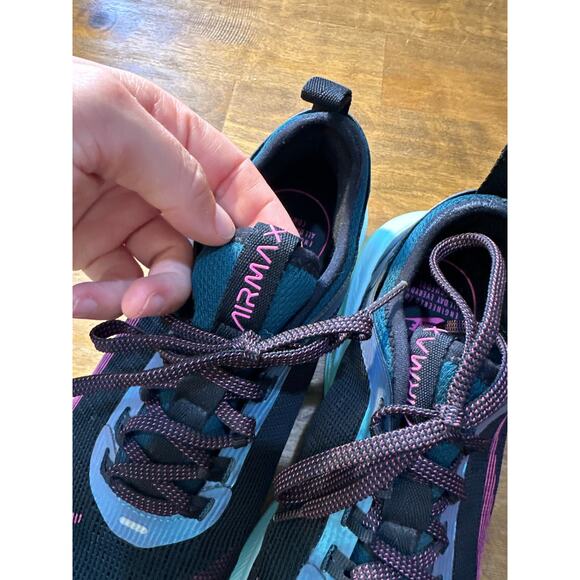 Nike Air Max FLY Women's Size 8.5 - Black/Gray/Pink Sporty Chic Colorful - Picture 5 of 11